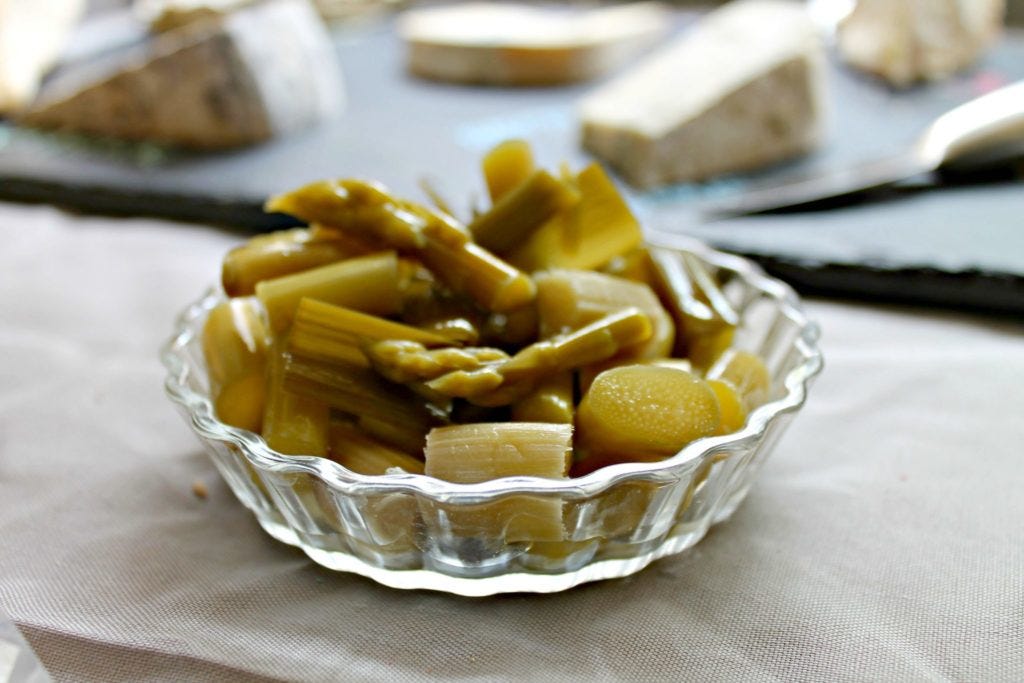 Pickled asparagus - Phickle