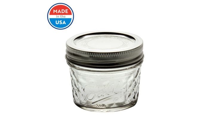 Ball 4 oz Quilted Crystal Jars with Bands and Lids